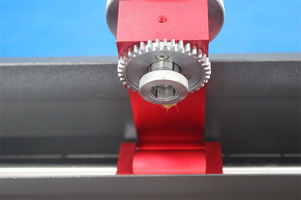 DIN ঘর্ষণ পরীক্ষা মেশিন ISO 4649 সঙ্গতিপূর্ণ টেক্সটাইল পরীক্ষার যন্ত্র, ফলাফল গণনা করার জন্য